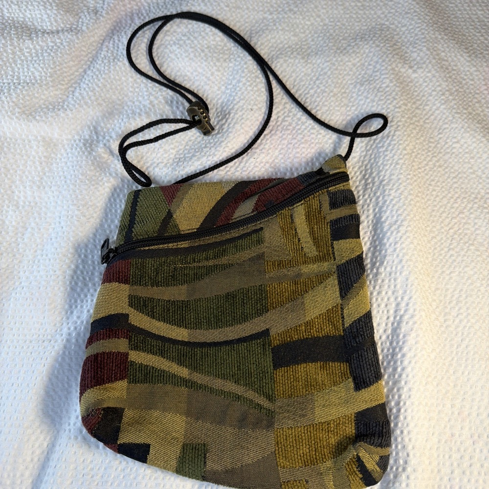 Vintage Erda Tapestry Crossbody Bag Small Boho Hippie Pouch Maine Logo